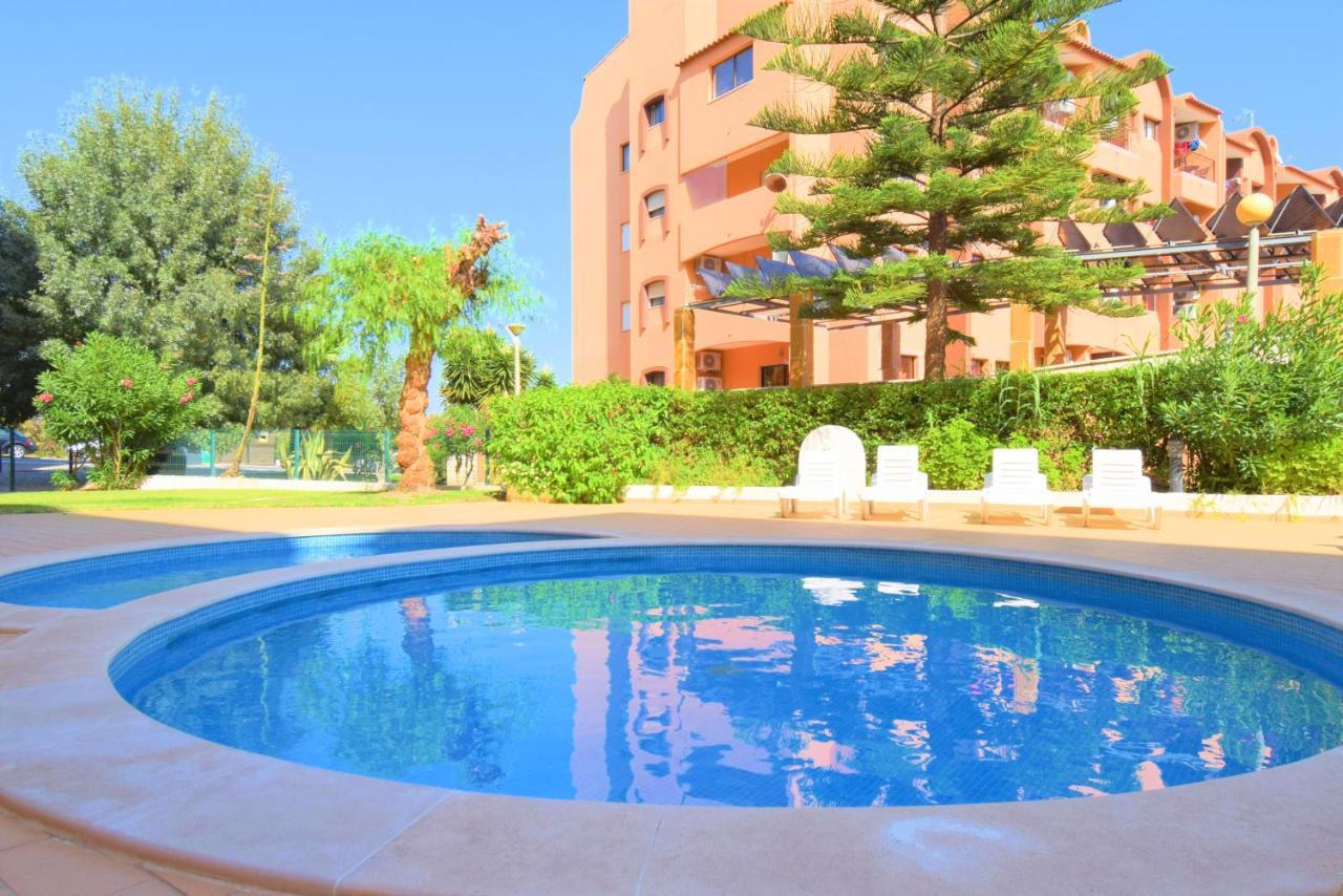 Sunny And Central Apartment Албуфейра Екстериор снимка